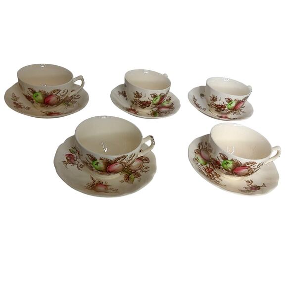 Vintage Johnson Brothers Harvest Time Cups & Saucers Set of 5 - Picture 6 of 7